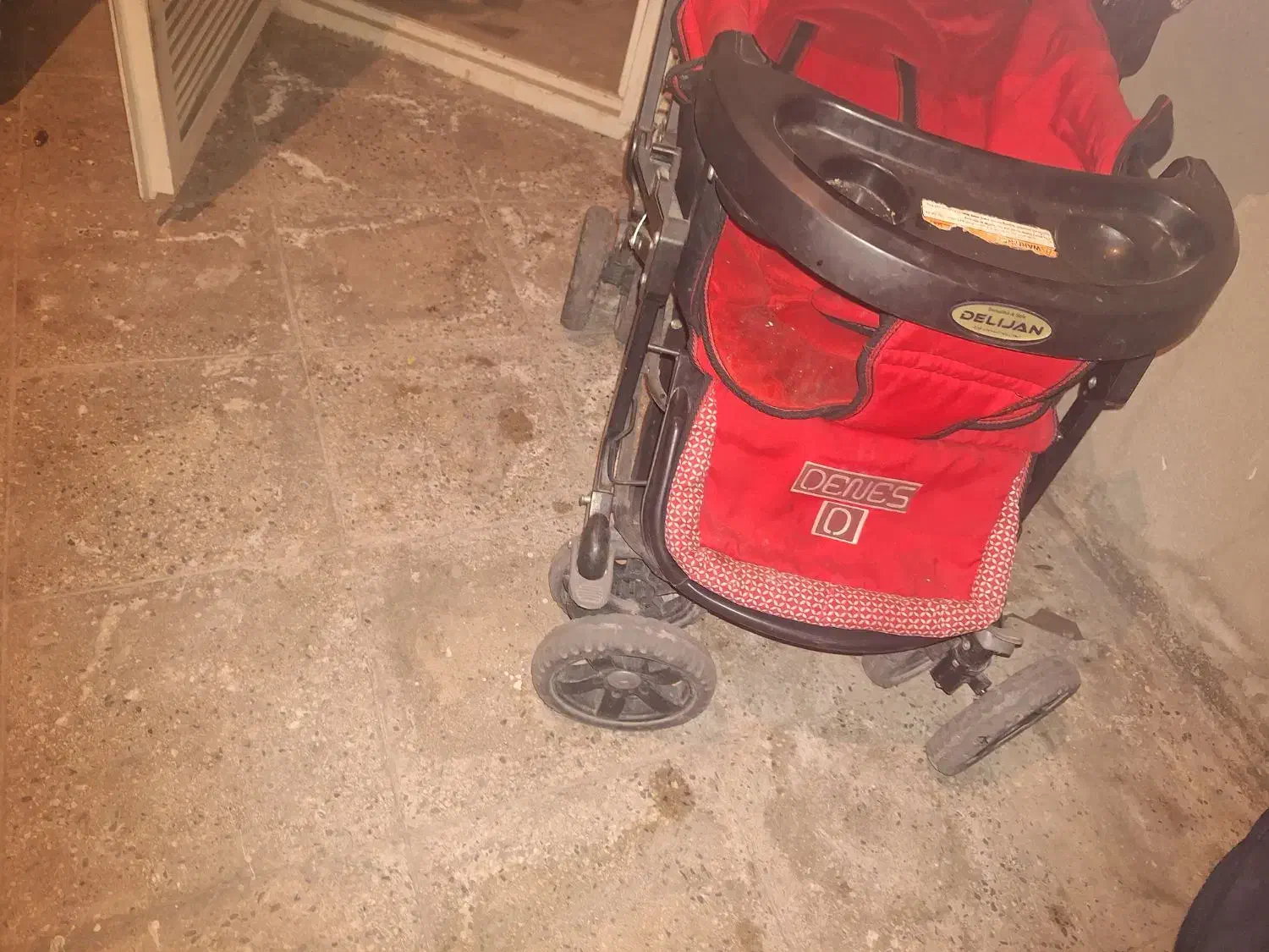 کالاسکه تمیز و خوب|کالسکه و لوازم جانبی|تهران, جماران (نیاوران)|دیوار