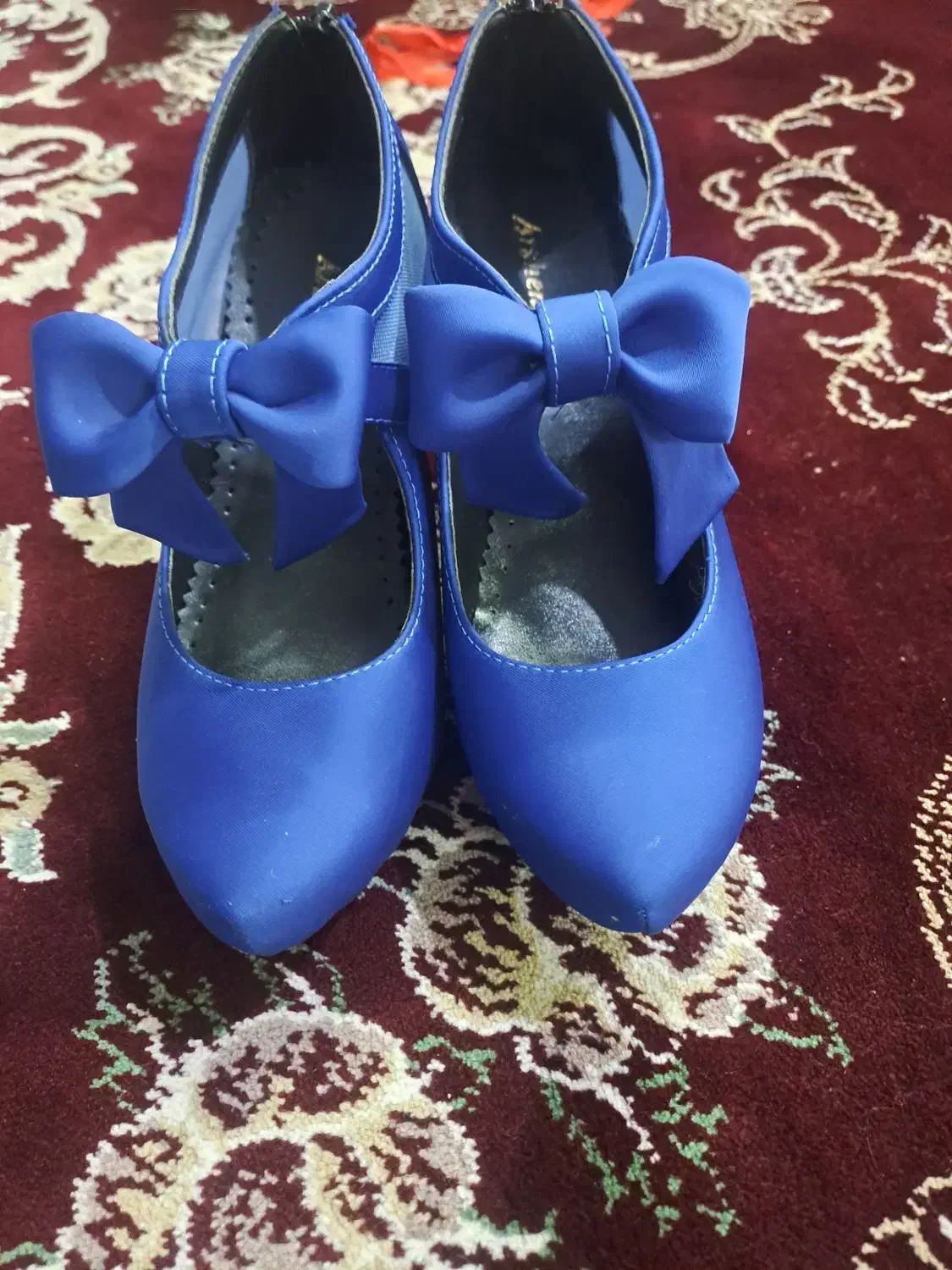 کفش مجلسی|کیف، کفش، کمربند|قم, شهر قائم|دیوار