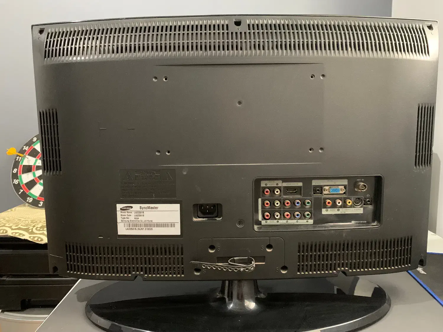 تلویزیون 22اینچ سامسونگ اصل کره LCD|تلویزیون و پروژکتور|بابل, |دیوار