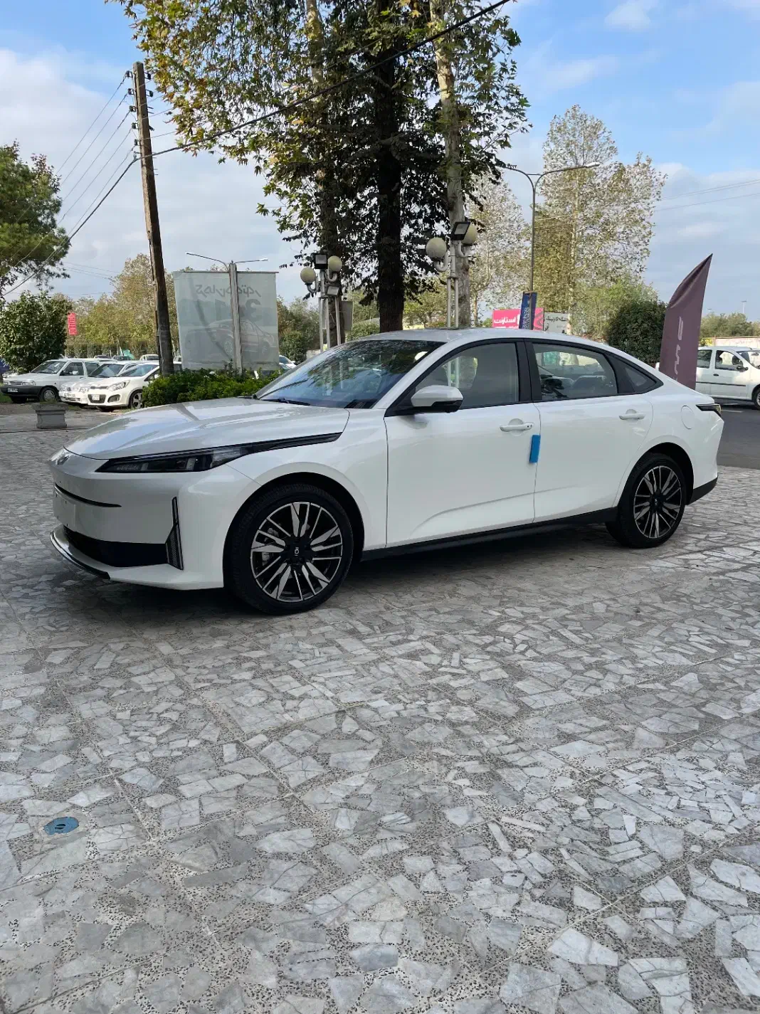 خودرو وارداتی چانگان (   Nevo a05)|خودرو سواری و وانت|رشت, فرودگاه سردار جنگل رشت|دیوار