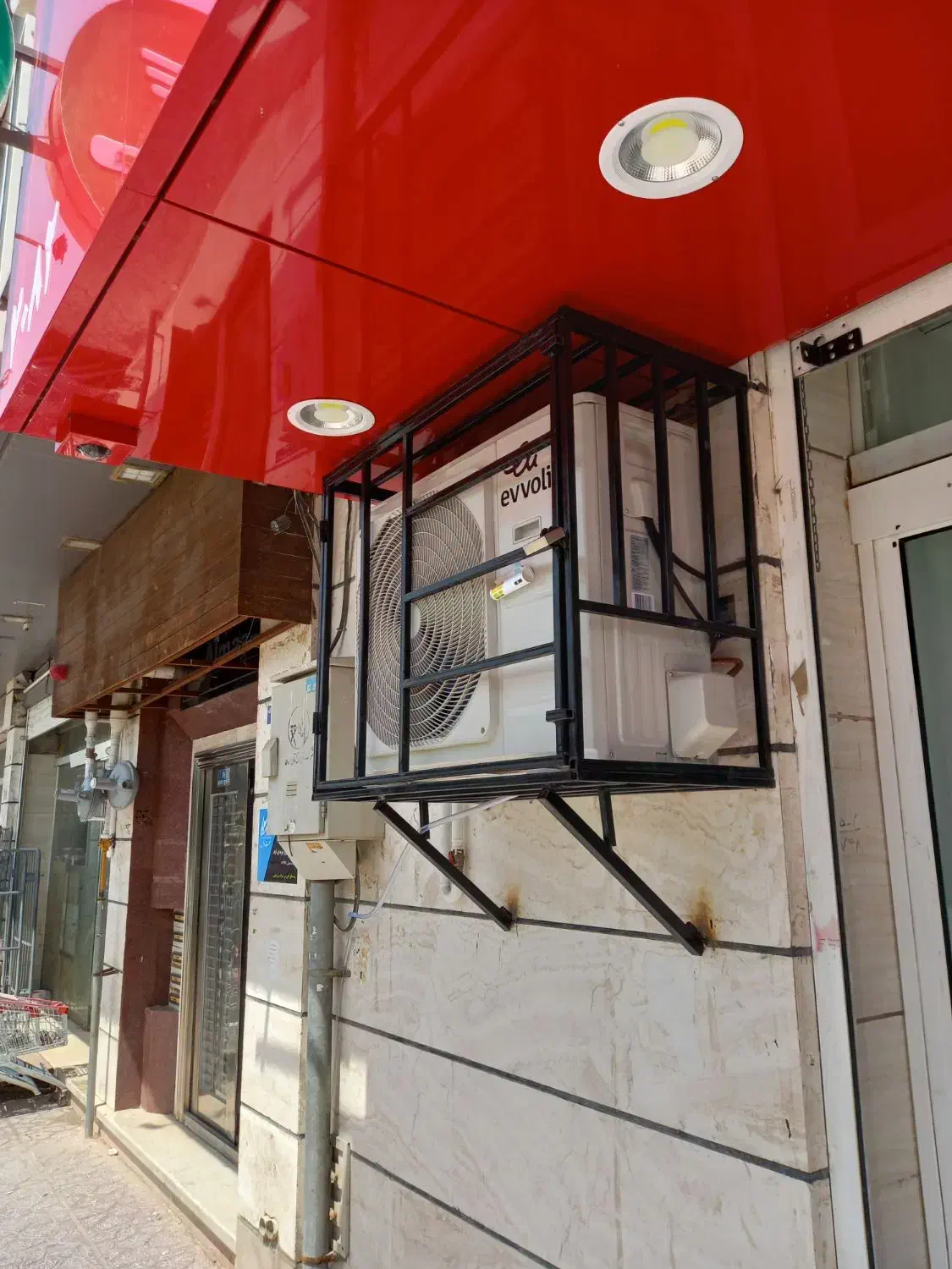 نصب.سرویس و تعمیرات پکیج و آبگرمکن و کولرگازی|خدمات پیشه و مهارت|فولادشهر, C3|دیوار