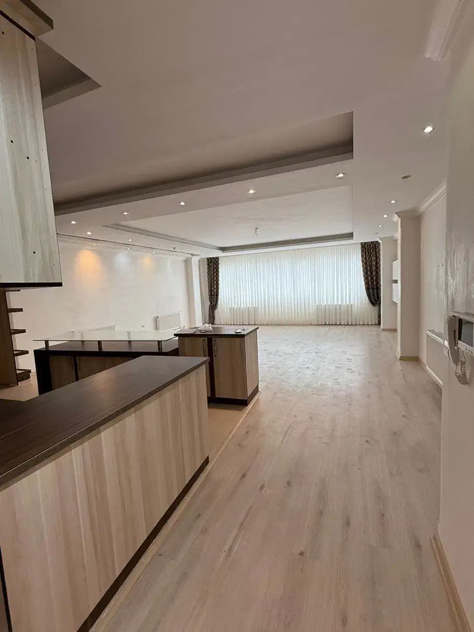 اجاره اپارتمان ۱۳۰متر /برق|اجارهٔ آپارتمان|ارومیه, |دیوار