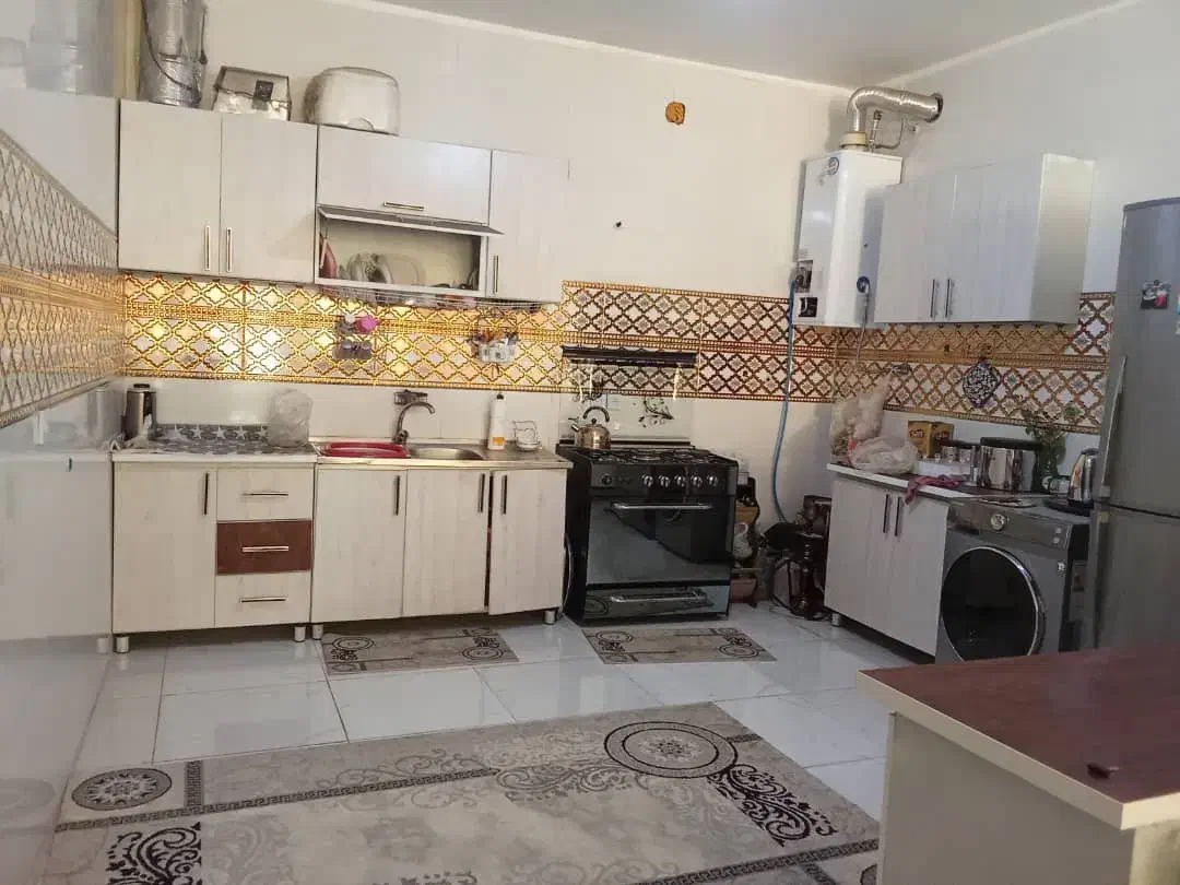 رهن کامل منزل مسکونی مستقل|اجارهٔ خانه و ویلا|شیراز, کوشک میدان|دیوار