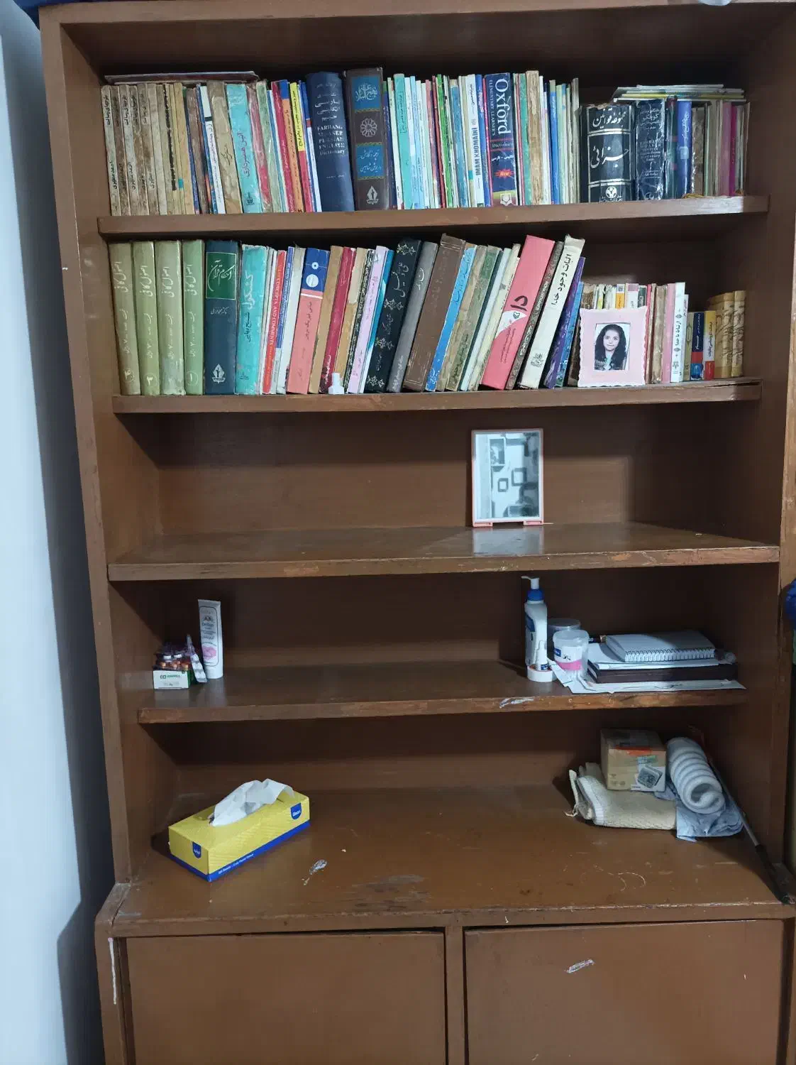 کتابخانه ۵ طبقه|کتابخانه، شلف، قفسه‌های دیواری|مسجد سلیمان, |دیوار