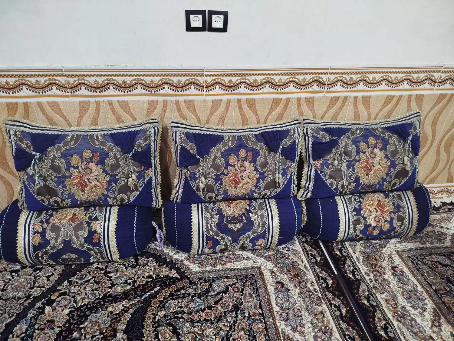 بالشت سنتی|پشتی|یاسوج, |دیوار