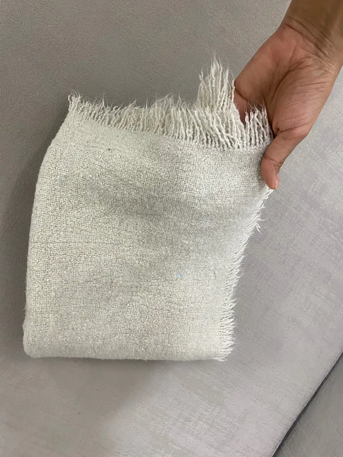 شال وارداتی نو|لباس|قم, قلعه یزدیها|دیوار