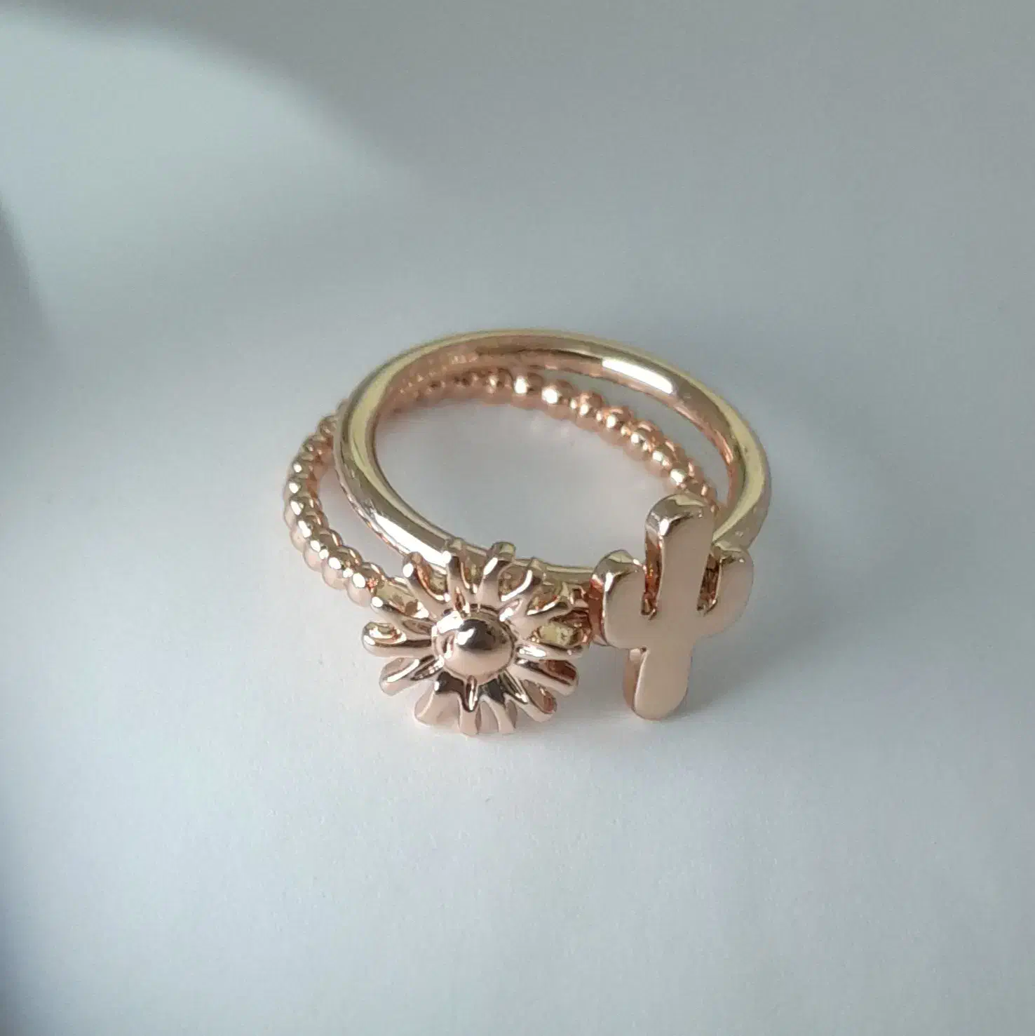 اکسسوری زیورآلات گردنبند گوشواره انگشتر پابند|زیورآلات و اکسسوری|فرخ‌شهر, |دیوار