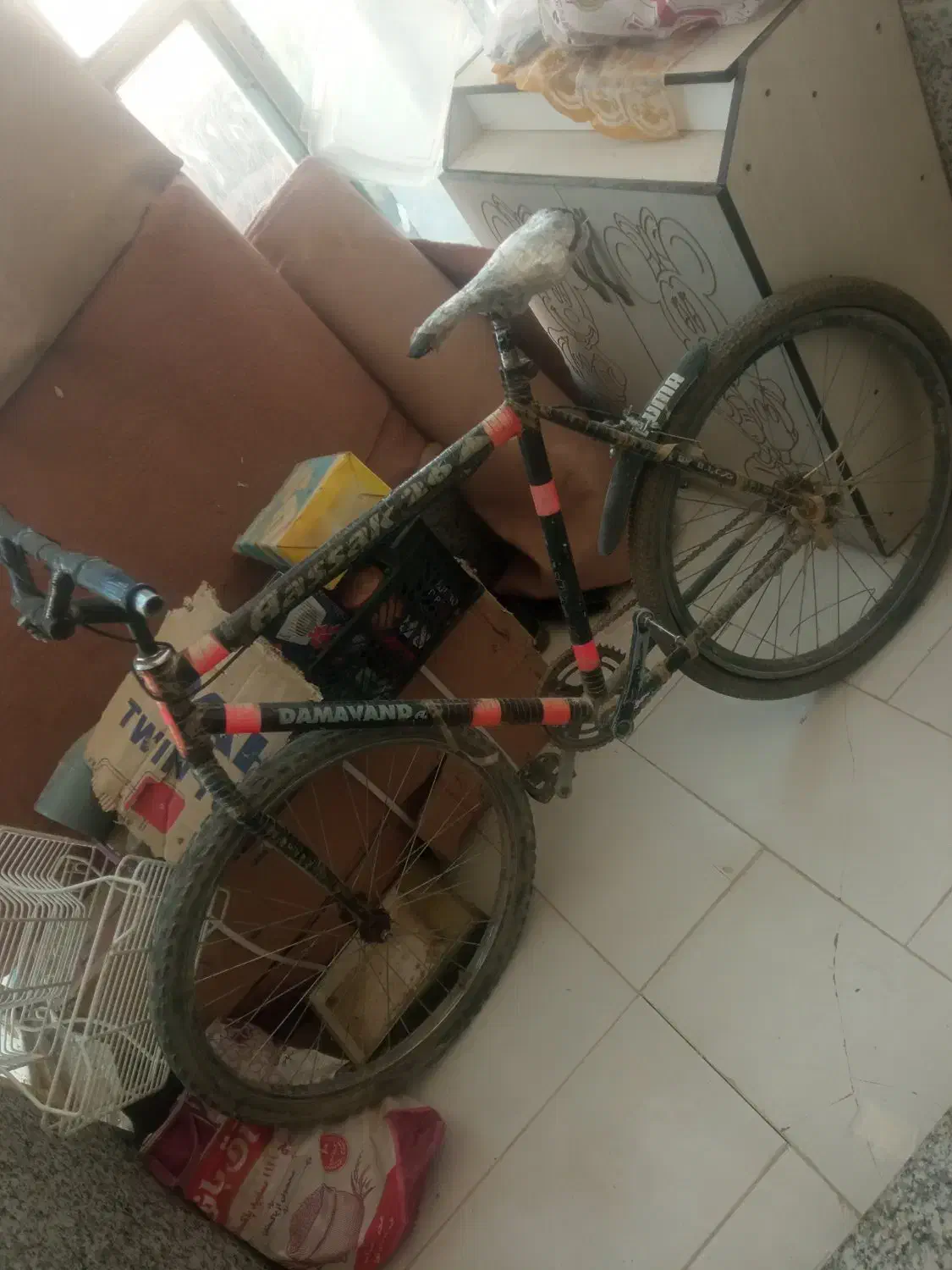 دوچرخه ۲۶|دوچرخه، اسکیت، اسکوتر|خاش, |دیوار