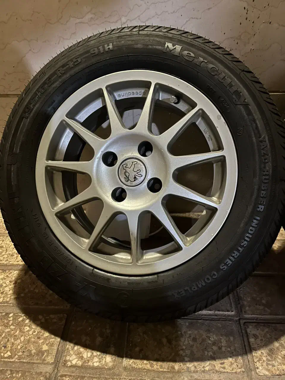 رینگ و لاستیک اسپید لاین سایز ۱۵حک ایتالیا|قطعات یدکی و لوازم جانبی|تهران, شهرک استقلال|دیوار