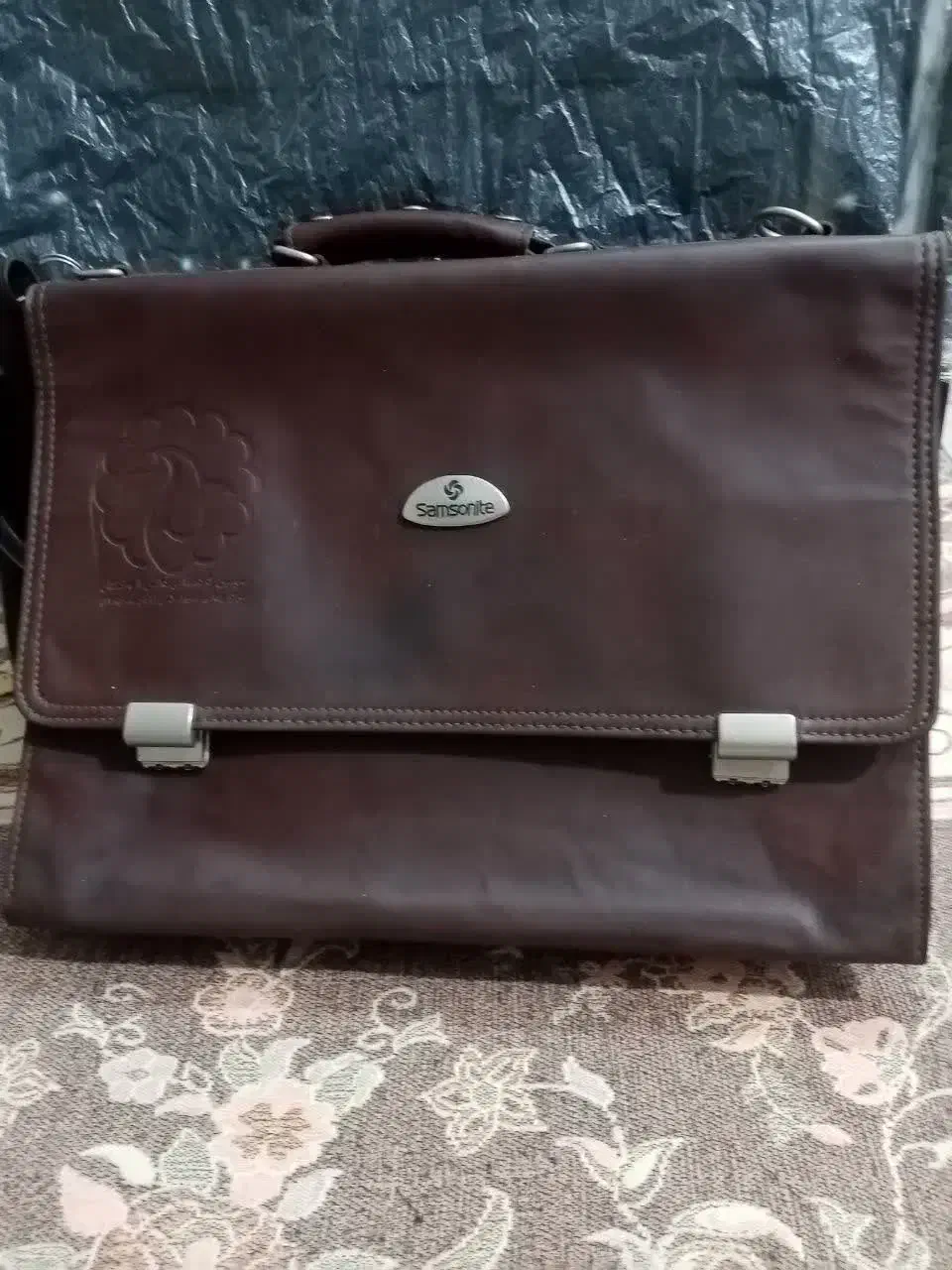 کیف لب تاب|قطعات و لوازم جانبی رایانه|قم, نخودی|دیوار