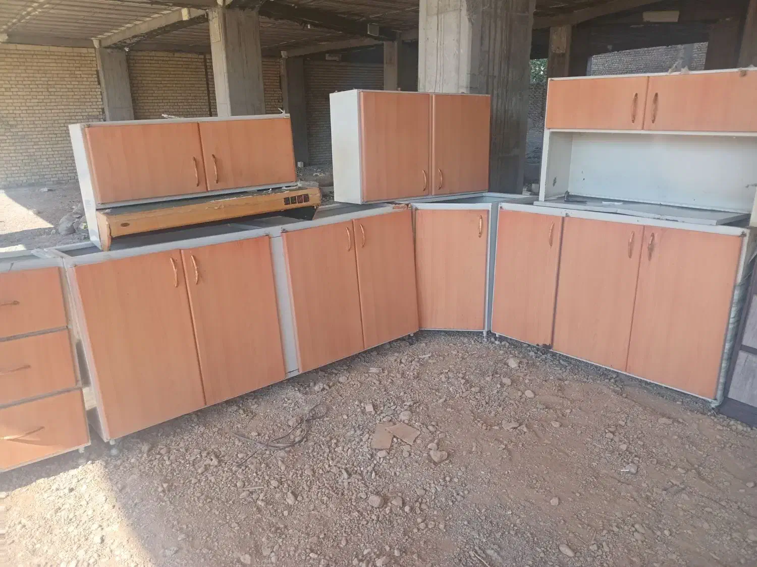 کابینت فلزی|مصالح و تجهیزات ساختمان|آباده, |دیوار