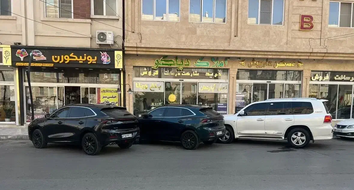 ۹۹ متری آپارتمان الهیه امیریه صادقیه سجاد هاشمیه|فروش آپارتمان|مشهد, جاهد شهر|دیوار