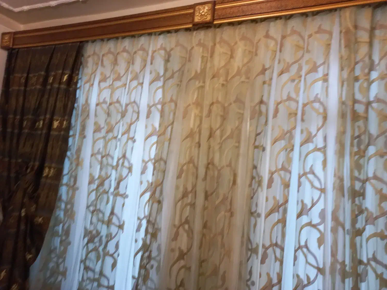 پرده|پرده، رانر، رومیزی|خوی, |دیوار