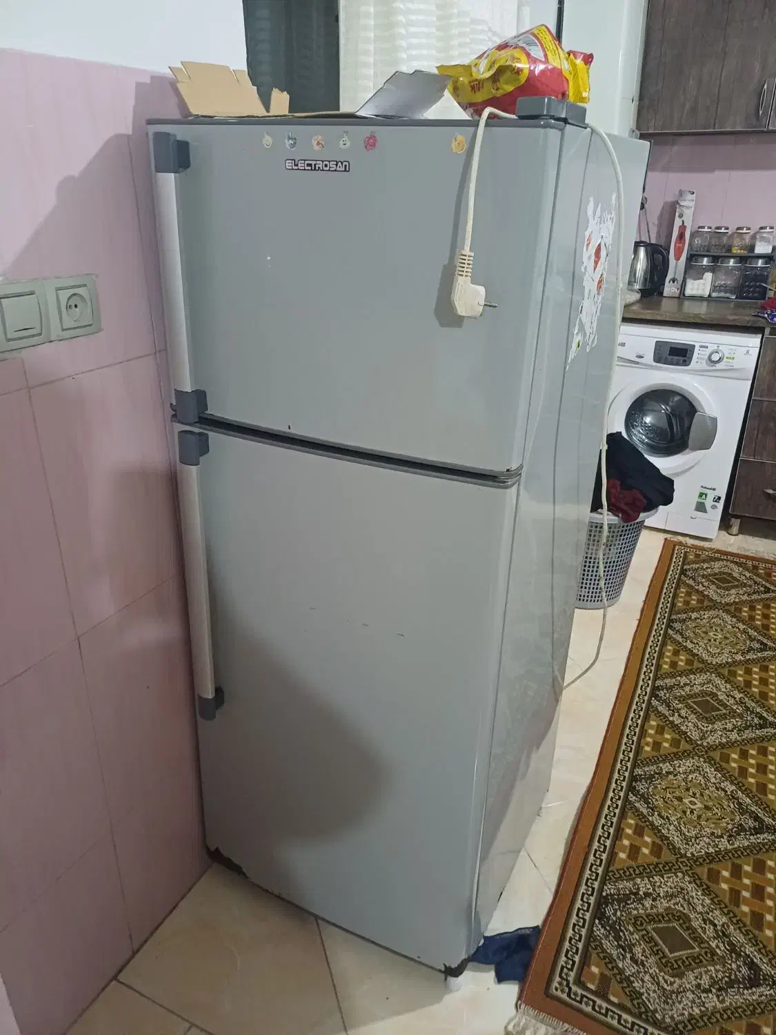 یخچال|یخچال و فریزر|سیاهکل, |دیوار