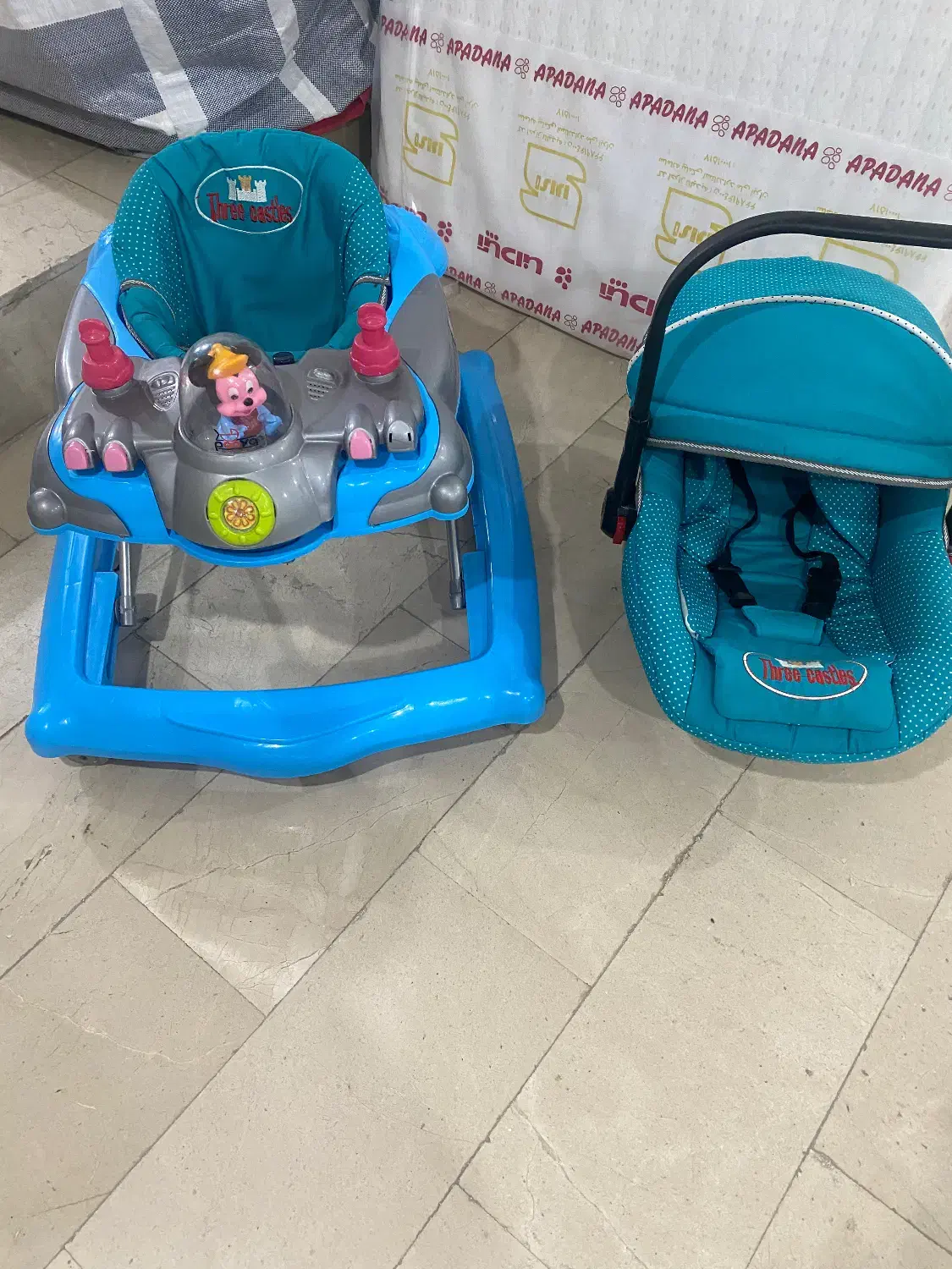 کریر|کالسکه و لوازم جانبی|میانه, |دیوار