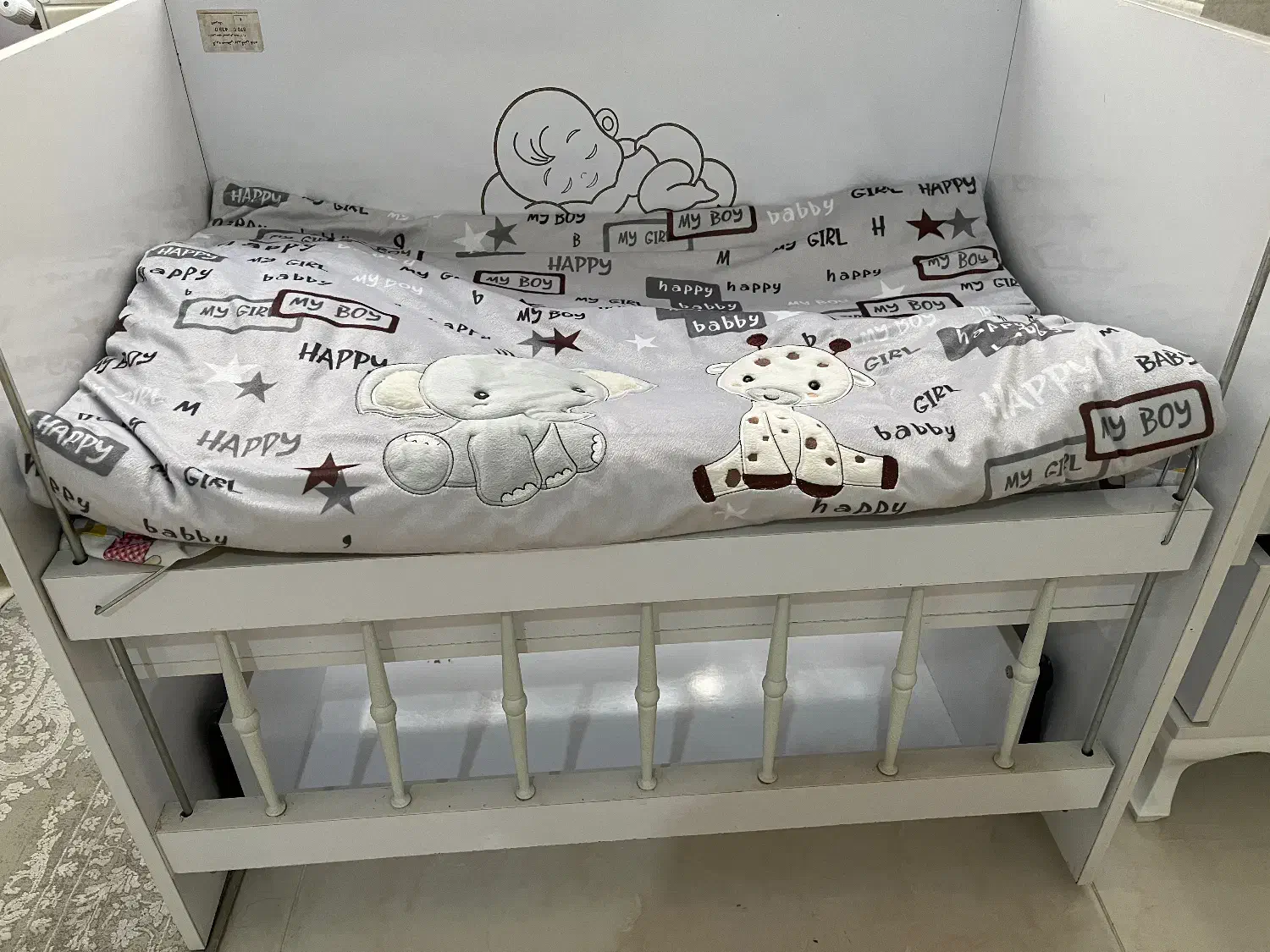 وسایل نوزاد|تخت و صندلی بچه|فولادشهر, فولادشهر|دیوار