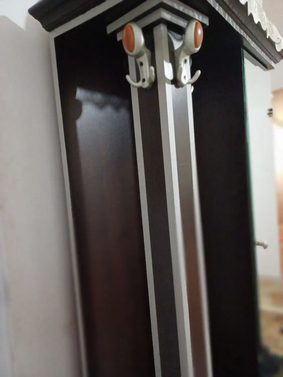 جاکفشی و چوب لباسی|جاکفشی، کمد، دراور|گلپایگان, |دیوار