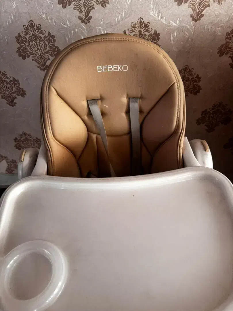 صندلی غذا کودک برند ببکو|تخت و صندلی بچه|ورامین, ورامین|دیوار