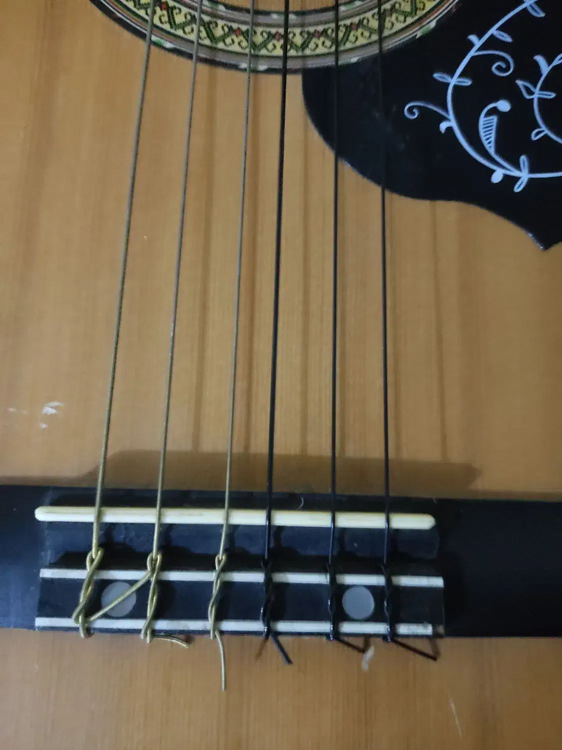 گیتار|گیتار، بیس، امپلیفایر|قدس, شهر‌قدس|دیوار