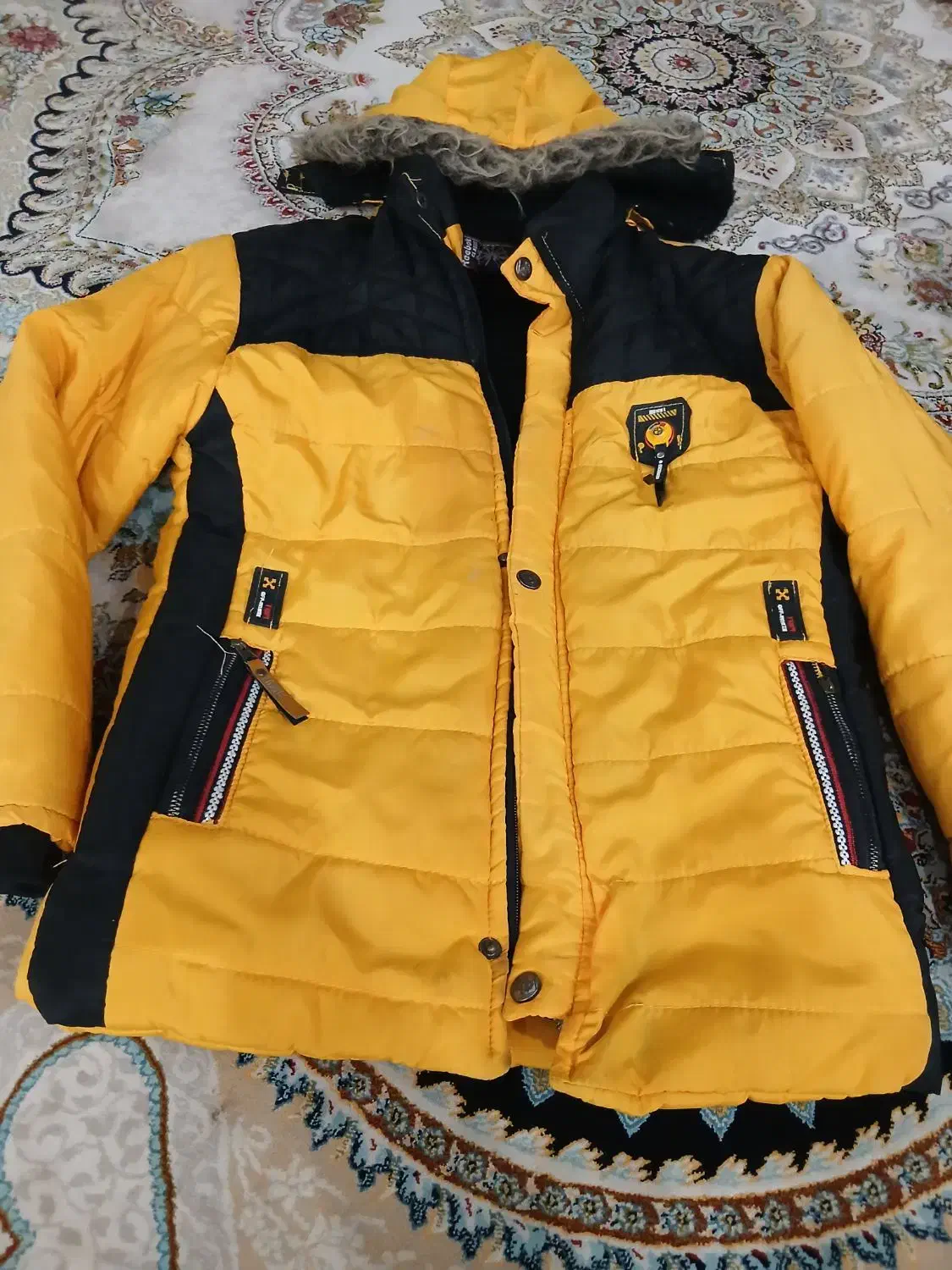 کافشن|لباس|ایذه, |دیوار