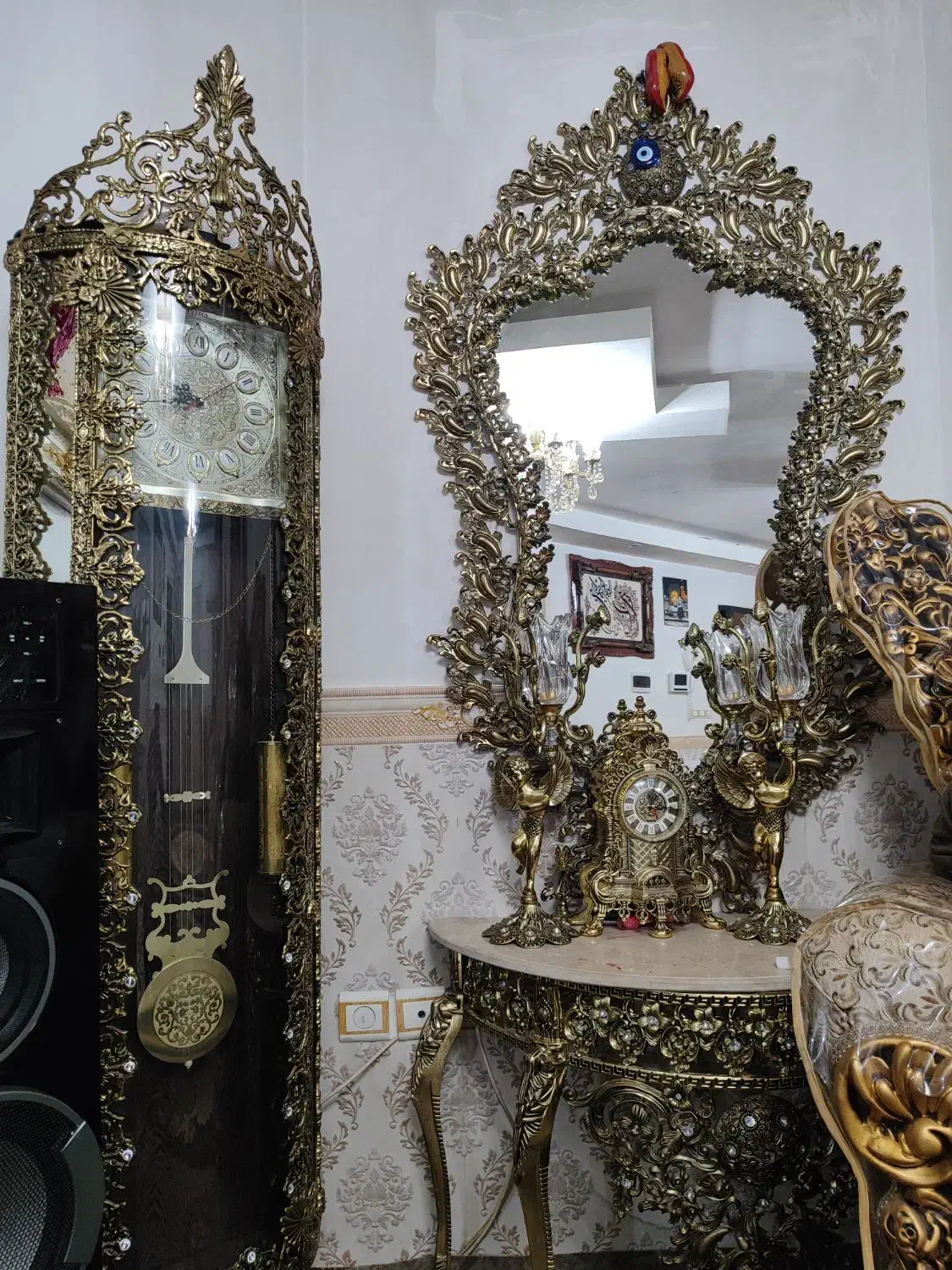 ساعت و آینه شمعدان برنجی|ساعت دیواری و تزئینی|اقبالیه, |دیوار