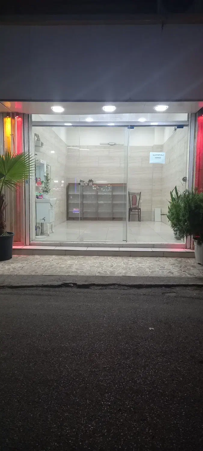 اجاره مغازه ۲۶ متری|اجارهٔ مغازه و غرفه|رودسر, |دیوار