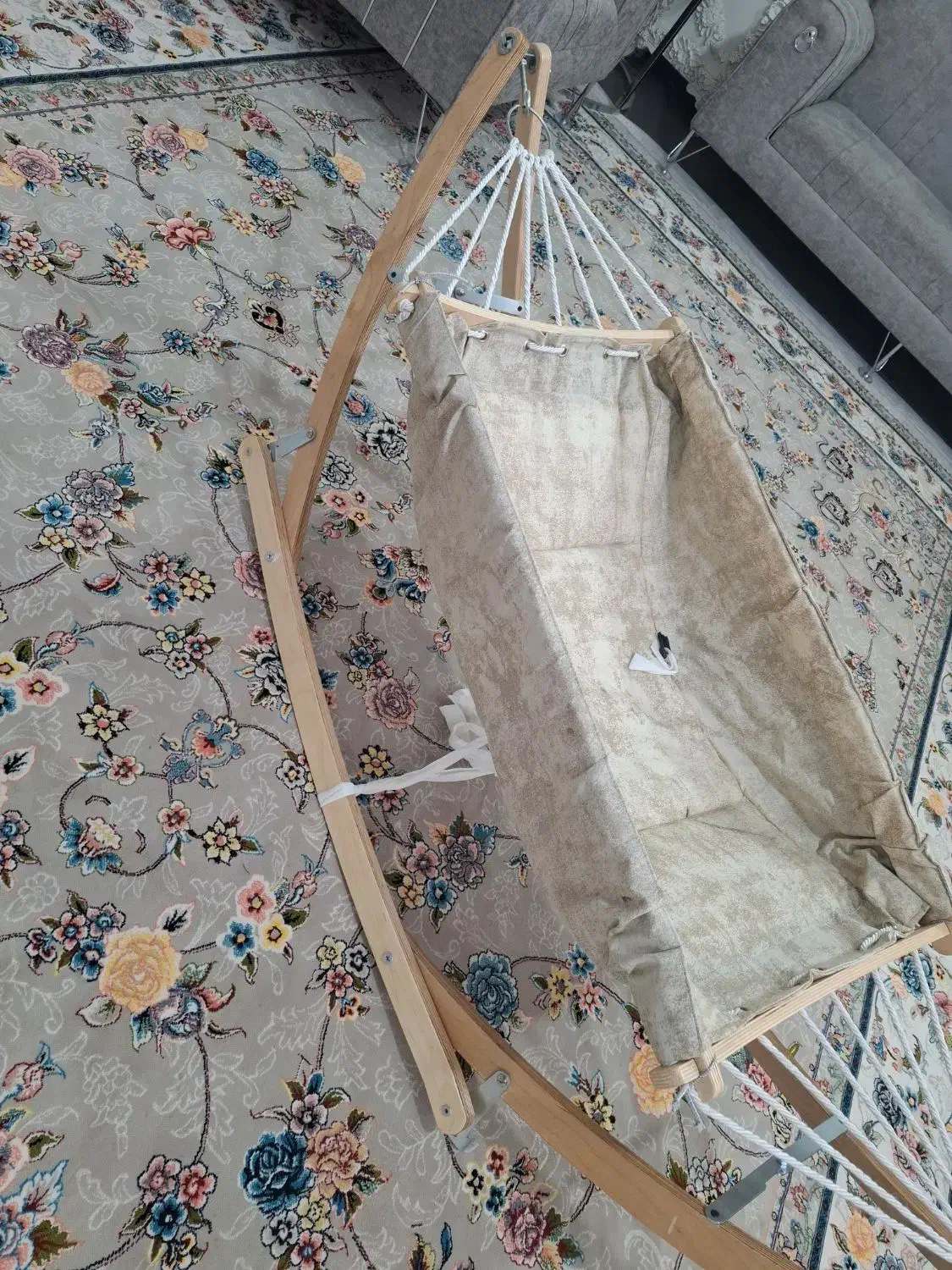 گهواره تدی|تخت و سرویس خواب|ثلاث باباجانی, |دیوار