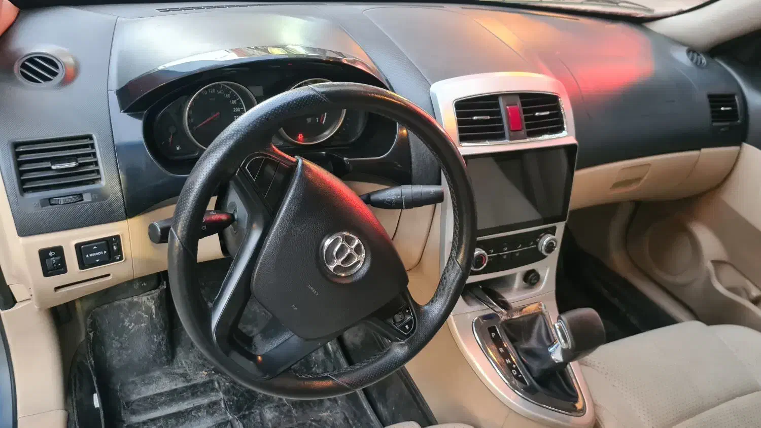 برلیانس h330 اتومات بیرنگ بسیار سالم|خودرو سواری و وانت|محمدیه-قزوین, |دیوار