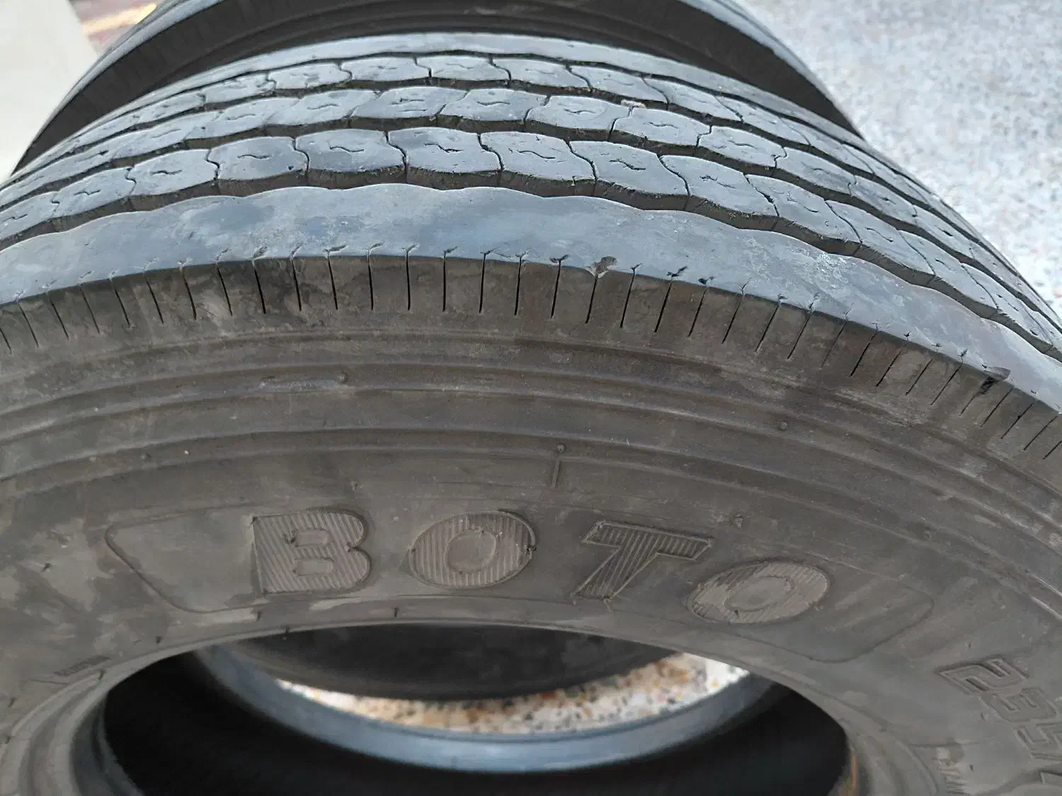 فروش جفت لاستیک خاوری|قطعات یدکی و لوازم جانبی|اندیمشک, |دیوار