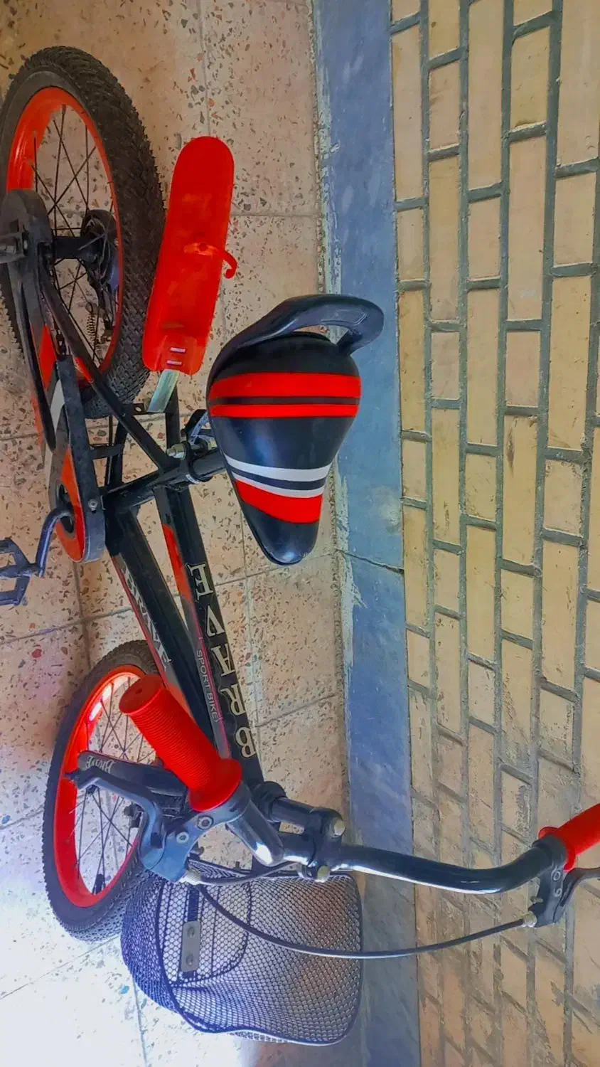 دوچرخه درحد نو سایز۱۶ خارجی|دوچرخه، اسکیت، اسکوتر|دیلم, |دیوار