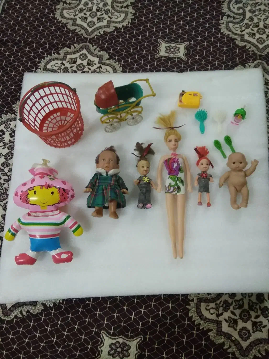 اسباببازیعروسکتفنگوغیرهحراج|اسباببازی|قم, هنرستان|دیوار