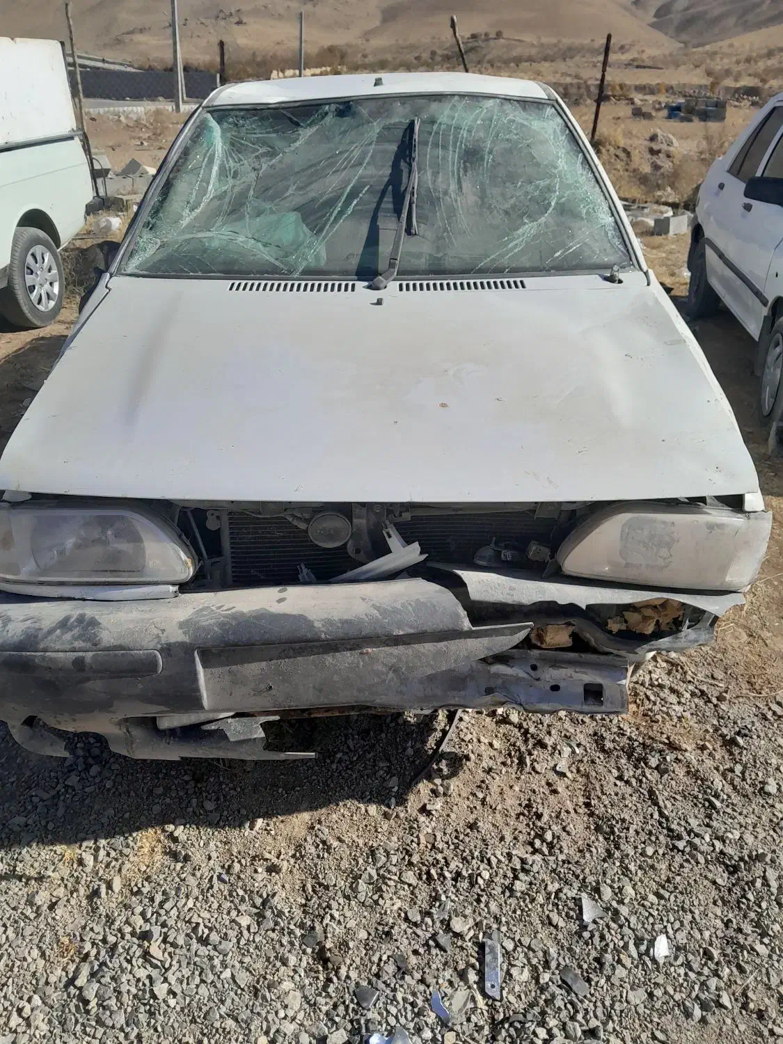 فروش خودرو تصادفی|خودرو سواری و وانت|کیار, |دیوار