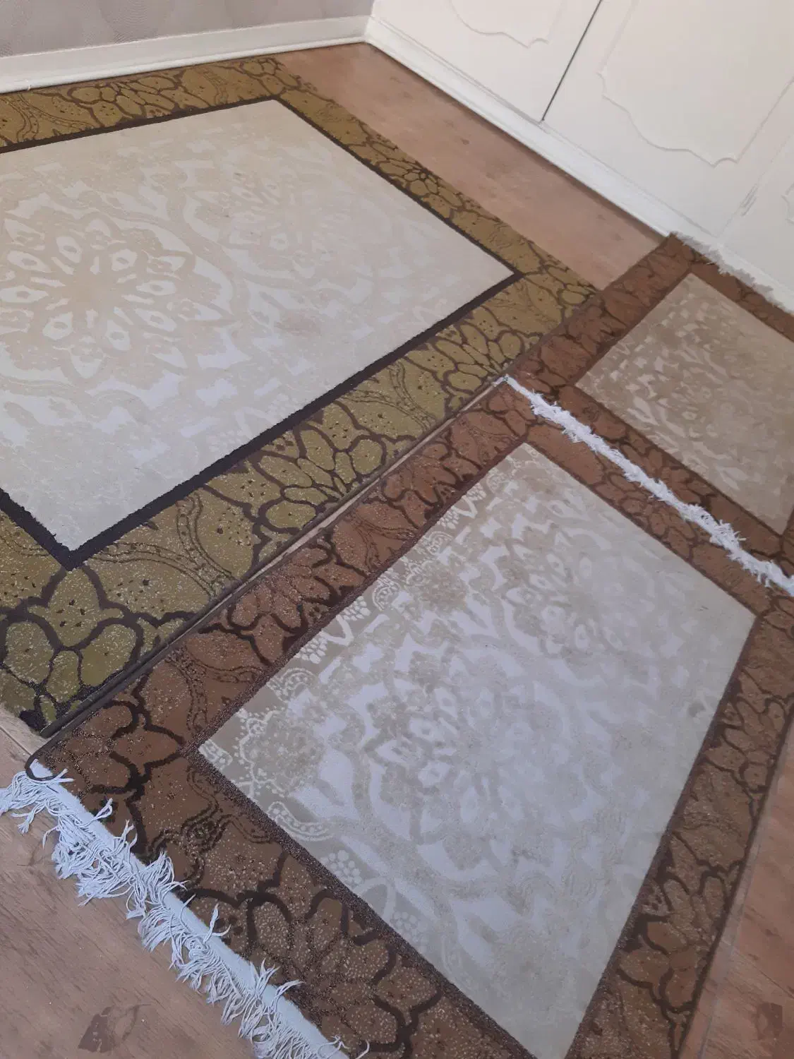 فرش ماشینی زمینه کرم ۴متری|فرش|ری, هاشمآباد|دیوار