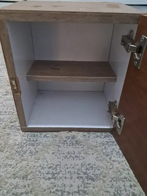 یه کمد کوچیک|جاکفشی، کمد، دراور|شیروان (خراسان), |دیوار