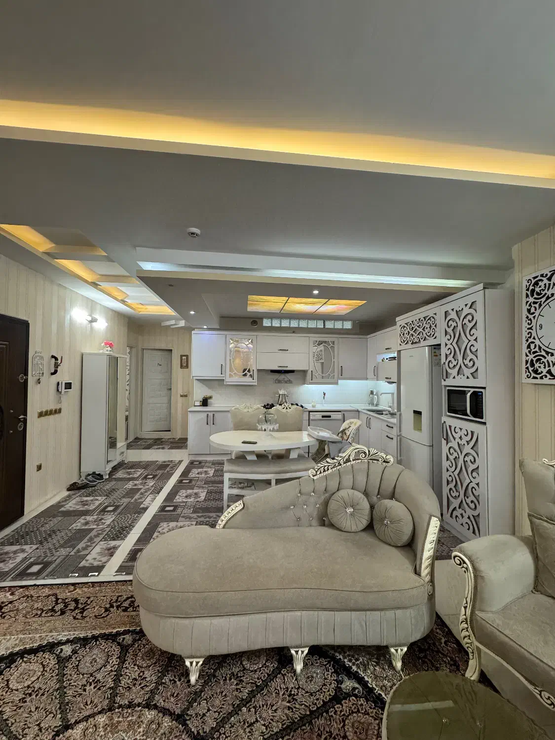 واحد دلجویی/۹۶ متر/۲ خواب/تجهیز شده/کلید نخورده|فروش آپارتمان|زنجان, |دیوار