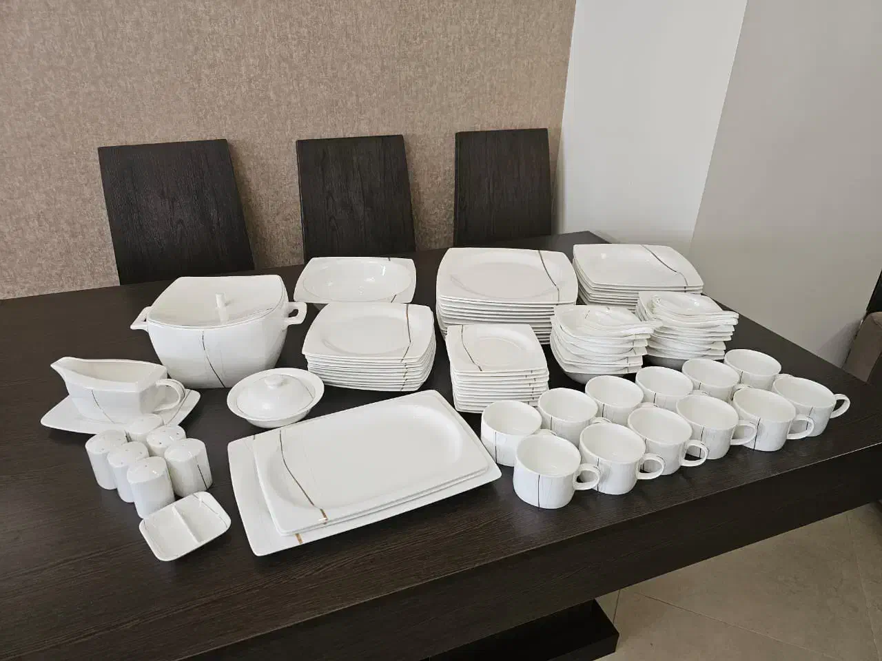 سرویس غذاخوری چینی رزنتال آلمان ۱۲ نفره|ظروف سرو و پذیرایی|تهران, شهرک چیتگر|دیوار