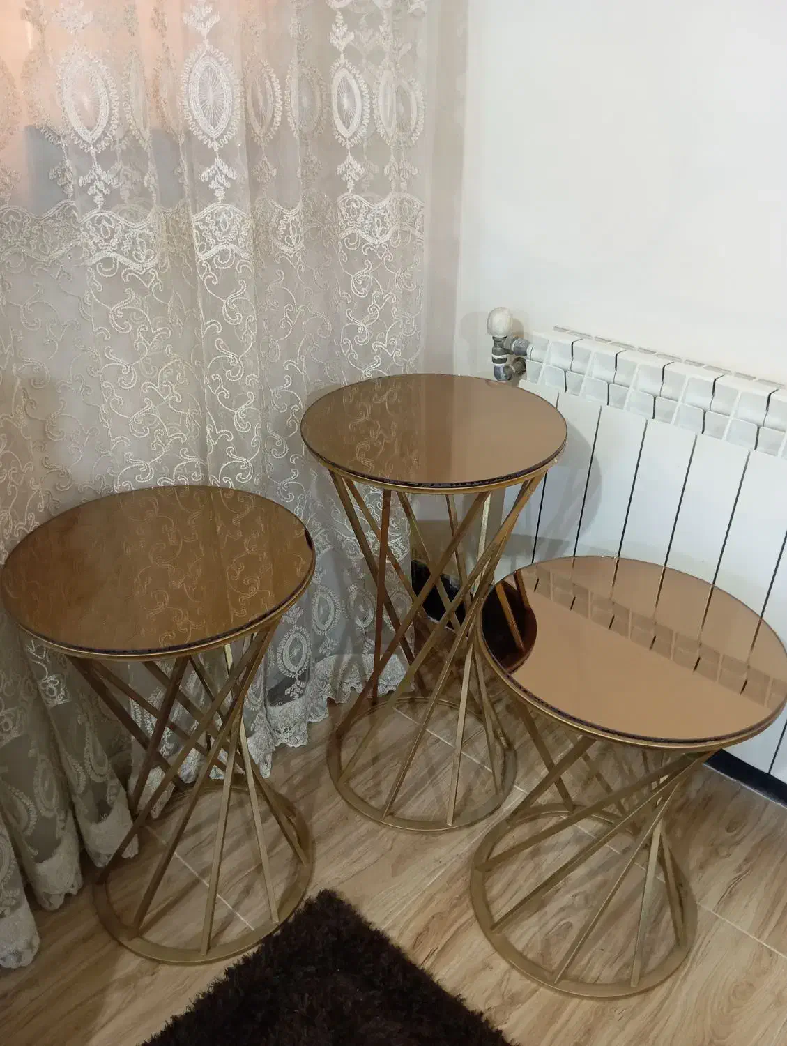 گل میز پایه فلزی|مبلمان خانگی و میز عسلی|بندر گناوه, |دیوار