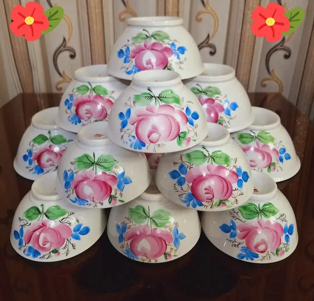 ۱۱ عدد کاسه‌آبگوشت‌خوری گل‌سیب روسی قدیمی|کلکسیون اشیاء عتیقه|رشت, دباغیان|دیوار