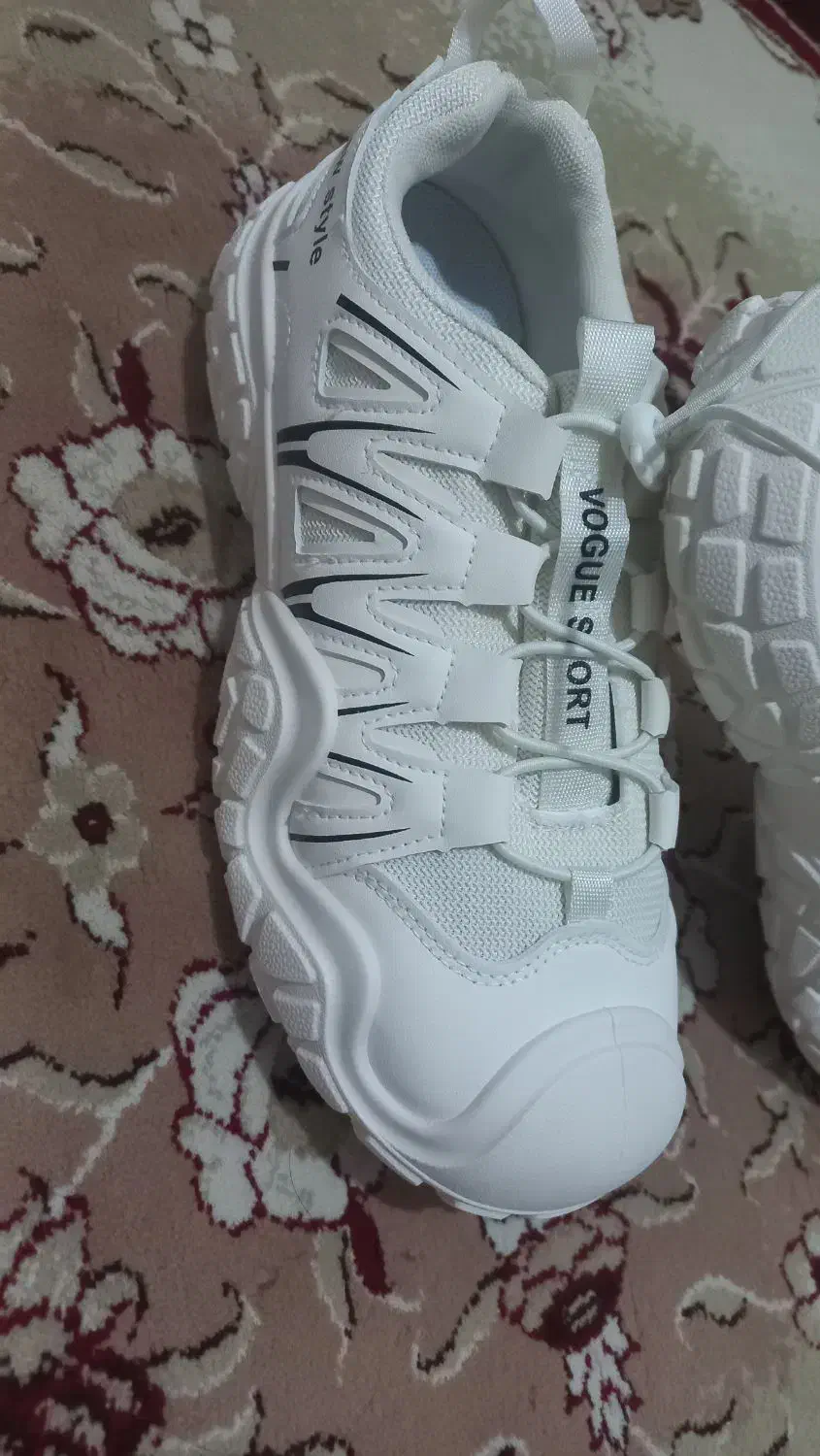 کتونی خارجی|کیف، کفش، کمربند|پاکدشت, پاکدشت (مامازند)|دیوار