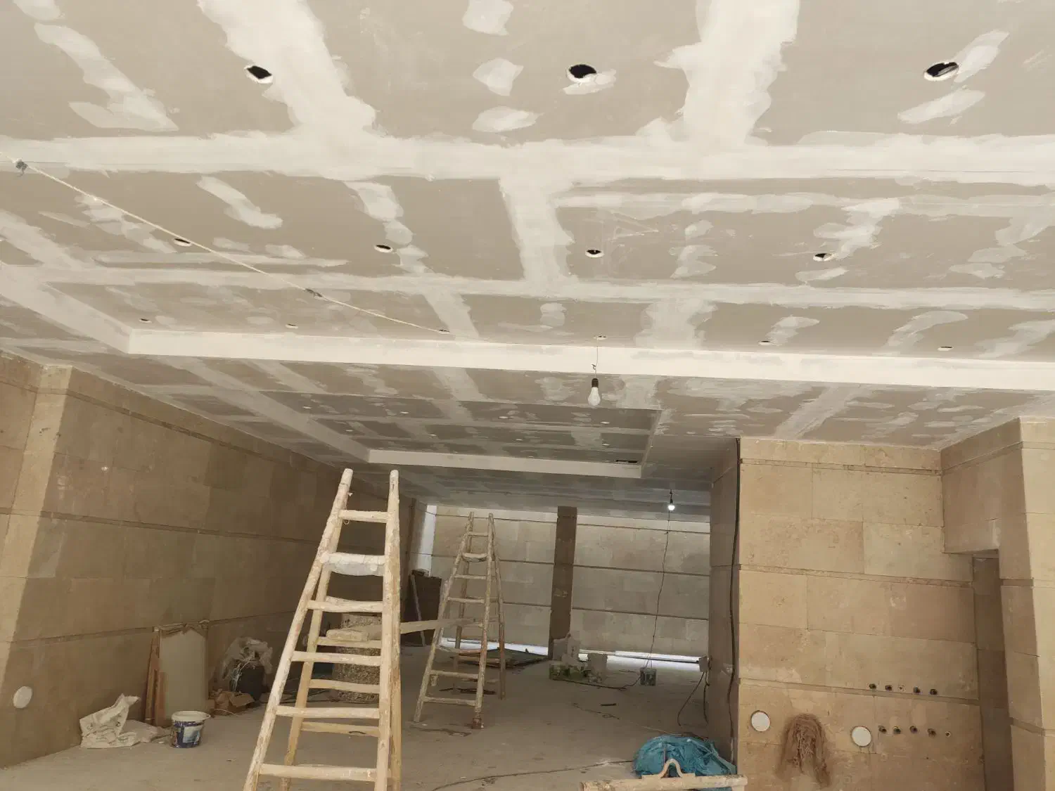 نقاشی ساختمان ونقاشی کناف|خدمات پیشه و مهارت|مشهد, سجادیه|دیوار