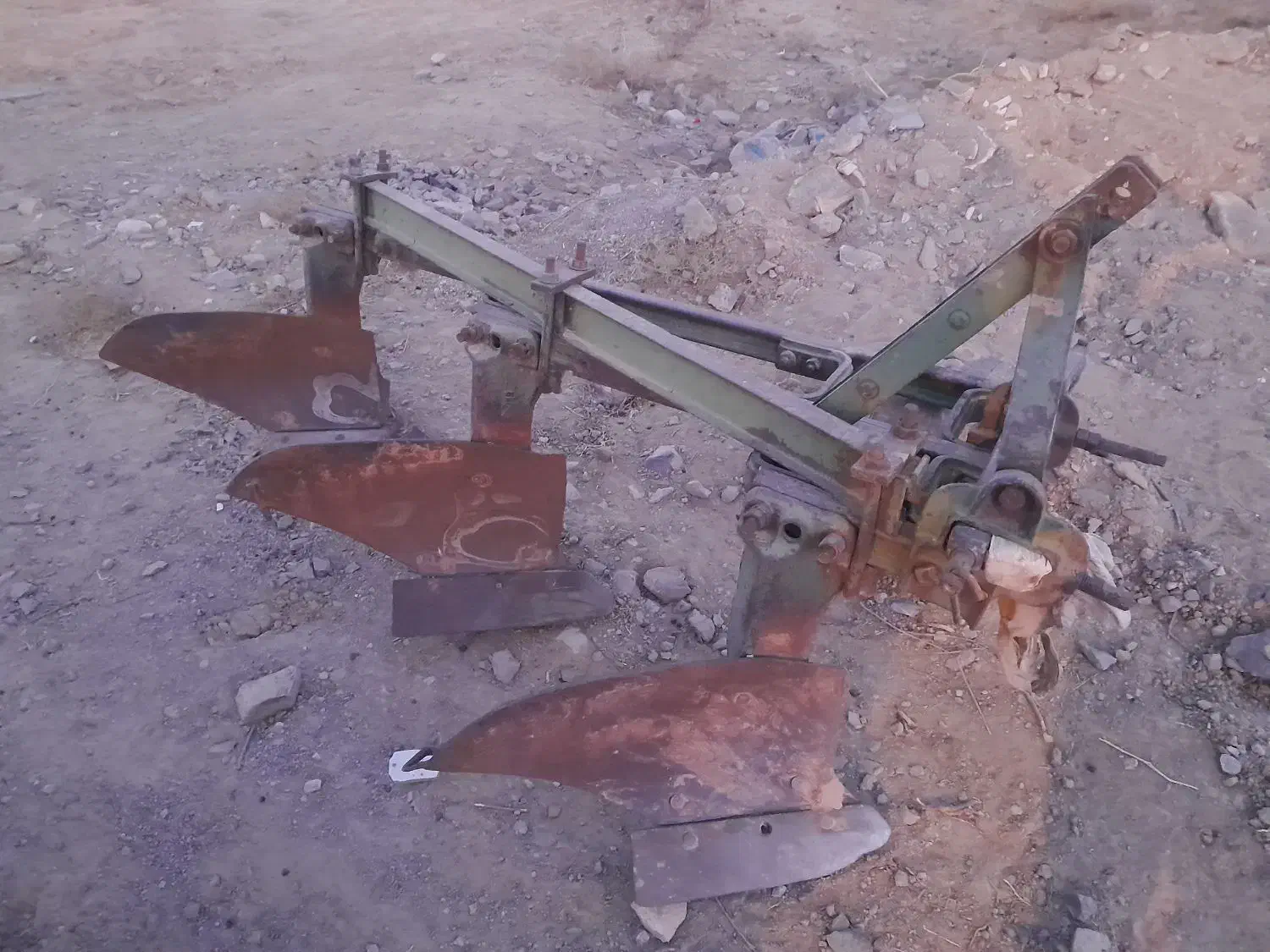 گاو آهن|ابزارآلات|قهستان, |دیوار