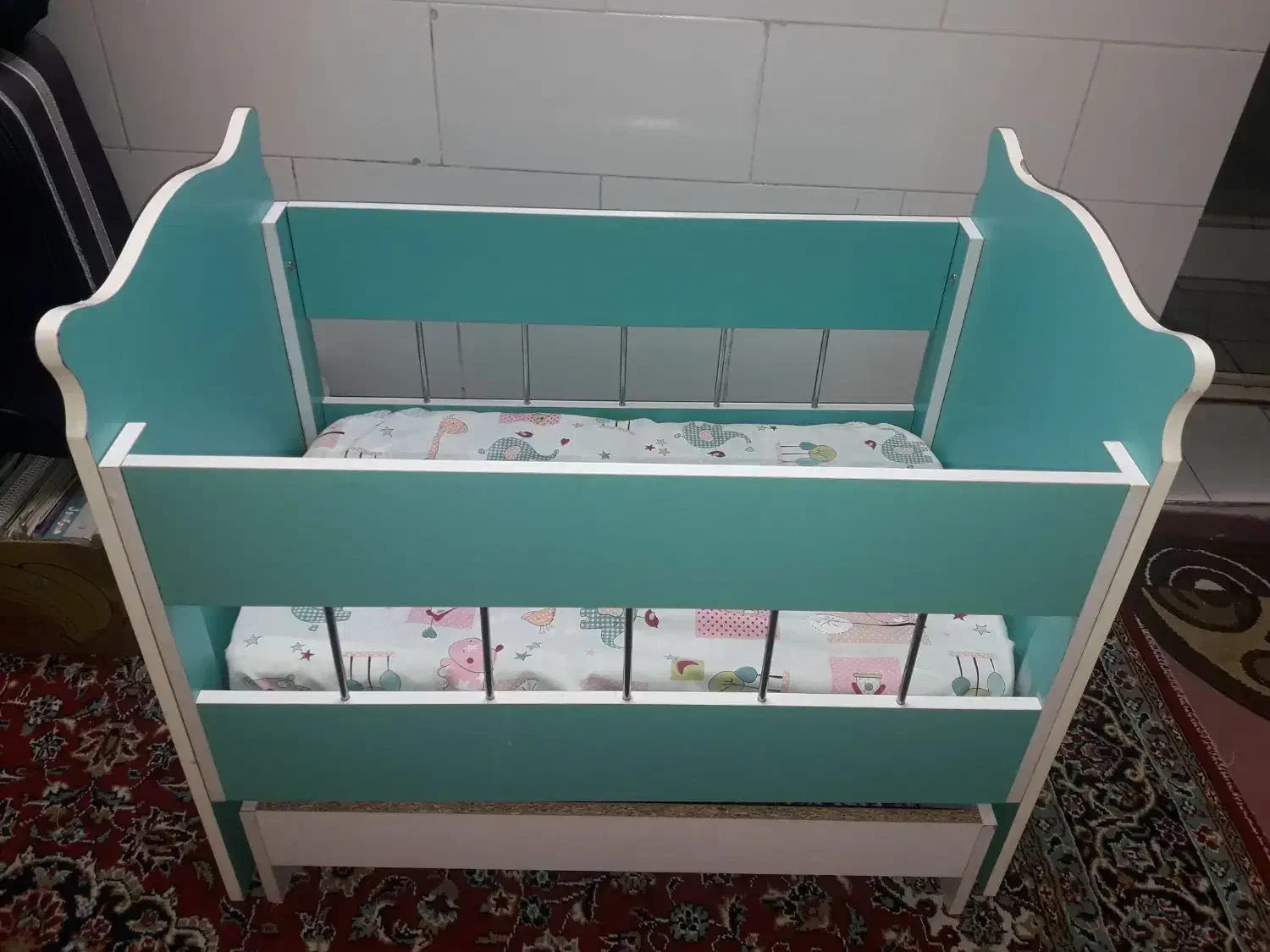 تخت خواب کودک|تخت و صندلی بچه|حمیدیا, |دیوار