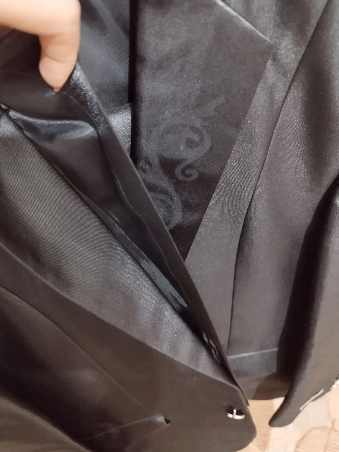 کت و شلوار مردانه|لباس|صحنه, |دیوار