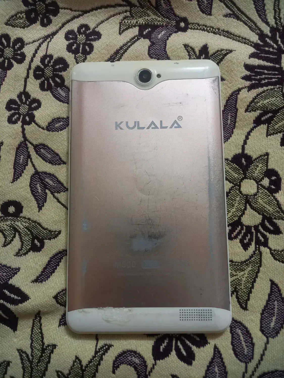 تبلت کولالا|تبلت|پیشوا, |دیوار