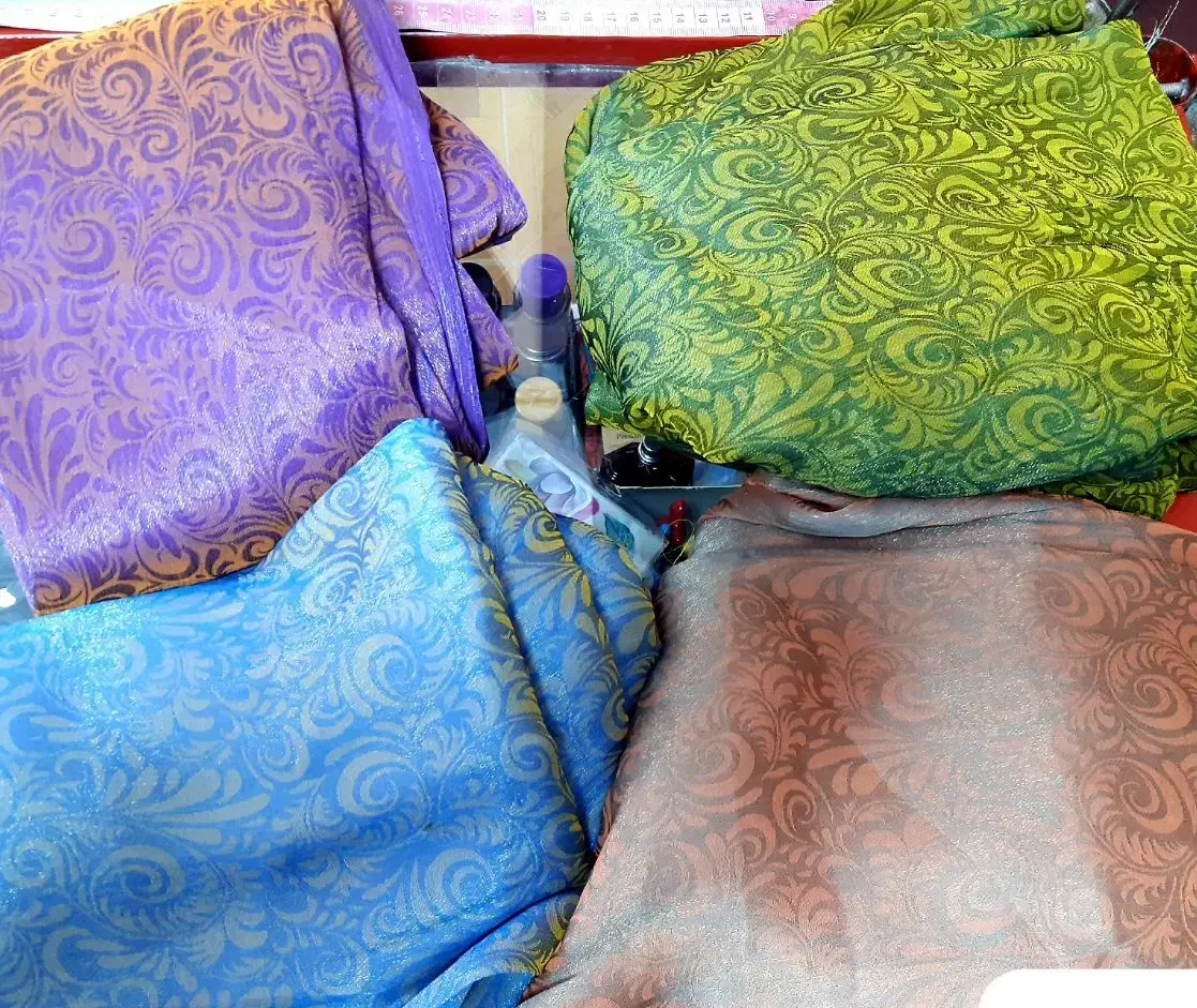 پارچه|لباس|پاوه, |دیوار