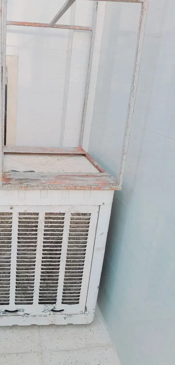 با سلام یک عدد کولر ۳۵۰۰ سامان با زیره اش اهنی|کولر آبی|خرمآباد, |دیوار