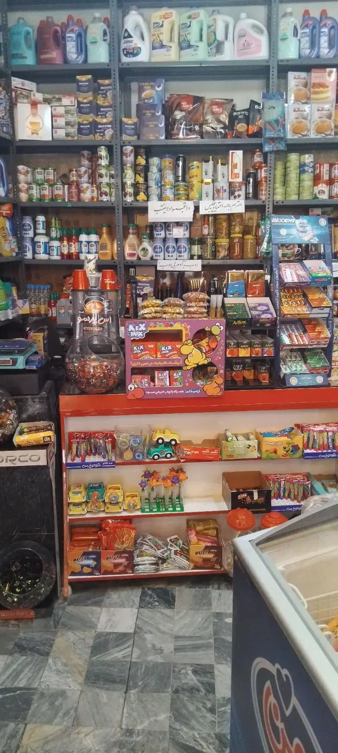 وسایل سوپر مارکت .یخچال واستند آجیل واستند چیپس|حراج|کامیاران, |دیوار