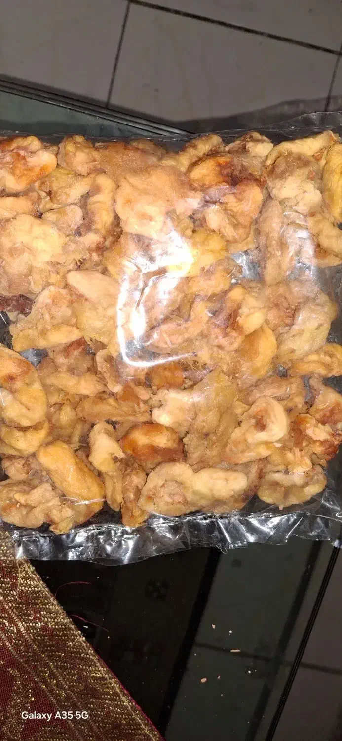 مقداری آلو خورشتی شوقانی و برگه هلو درجه یک|خوردنی و آشامیدنی|تهران, ازگل|دیوار