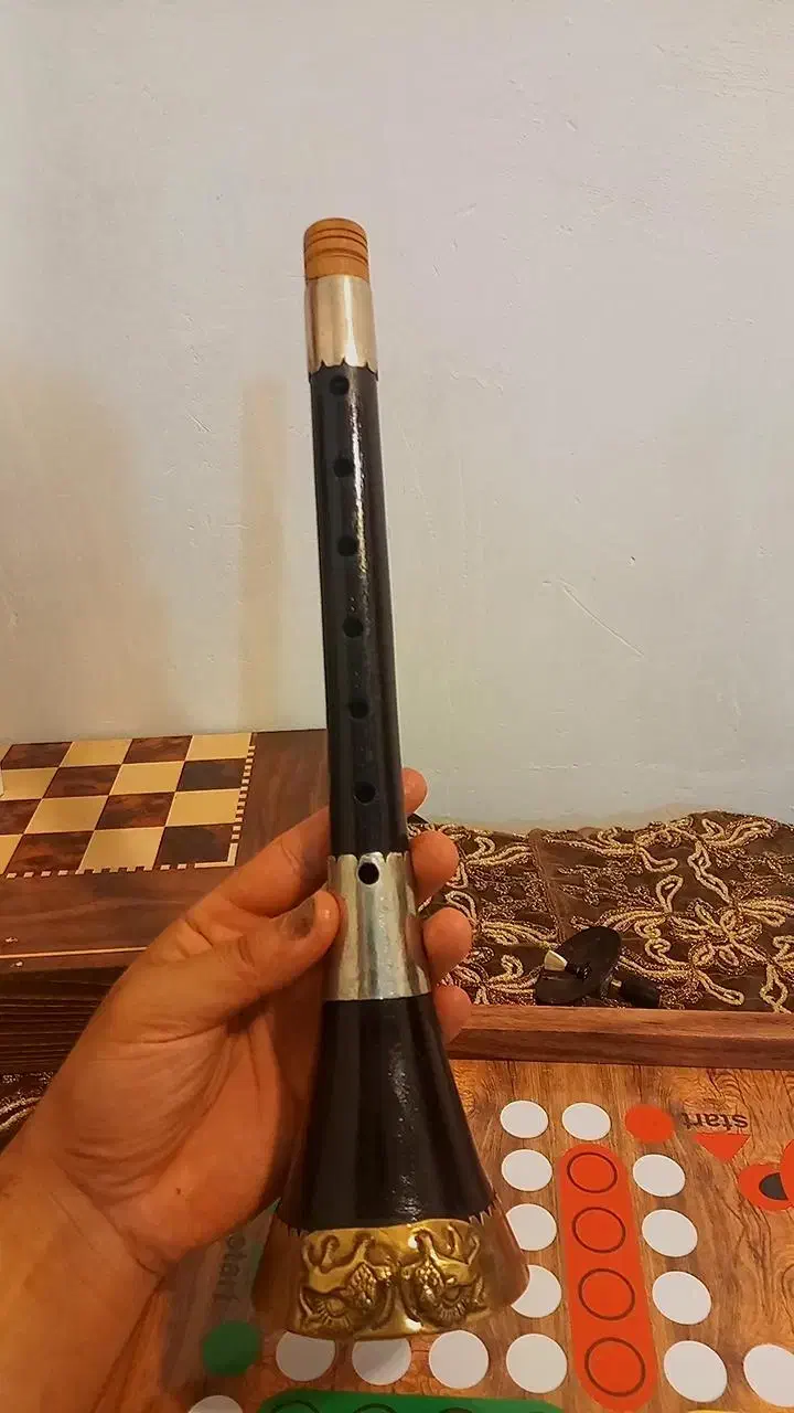 ساز سرنا قدمت دار|سازهای سنتی|اراک, |دیوار