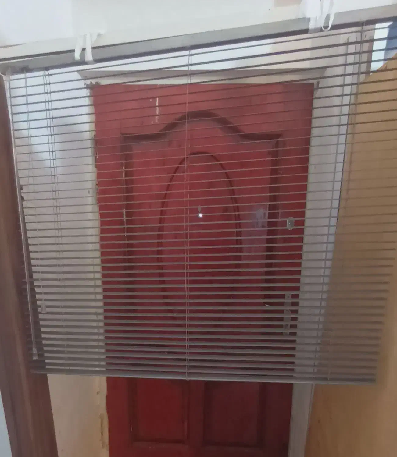 پرده کرکره فلزی نقره ای سالم مناسب خانه و اداره|پرده، رانر، رومیزی|آستارا, |دیوار